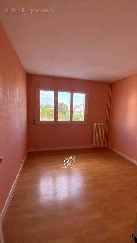 Autre à BEAUMONT-SUR-SARTHE