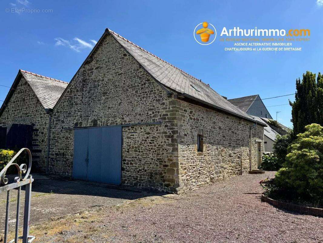 Maison de ville de plain-pied à La Guerche-de-Bretagne - photo 3