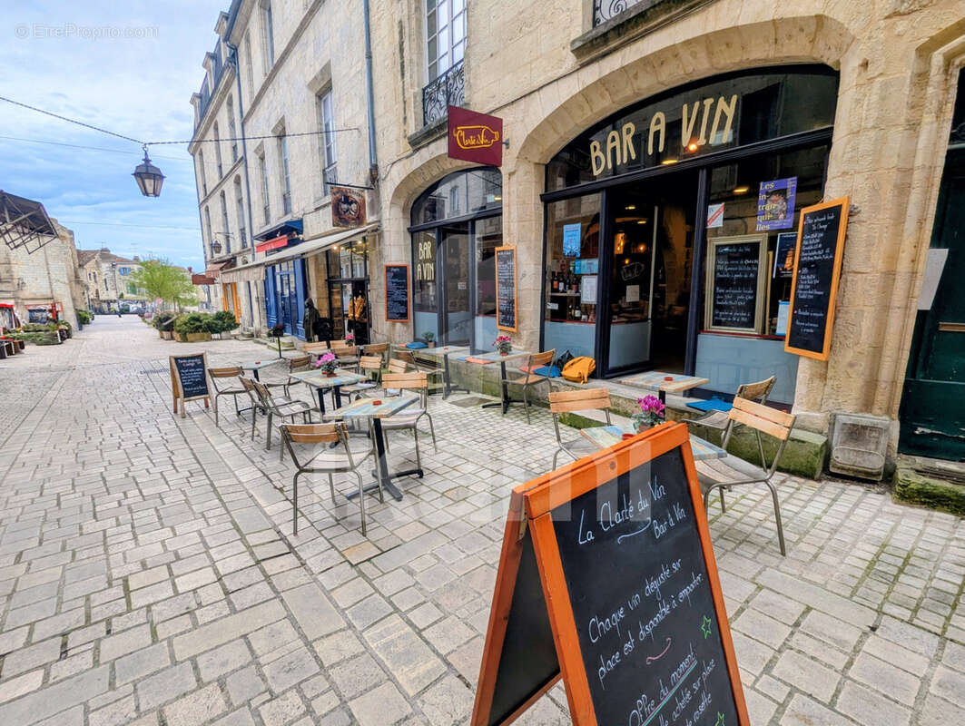 Commerce à PERIGUEUX