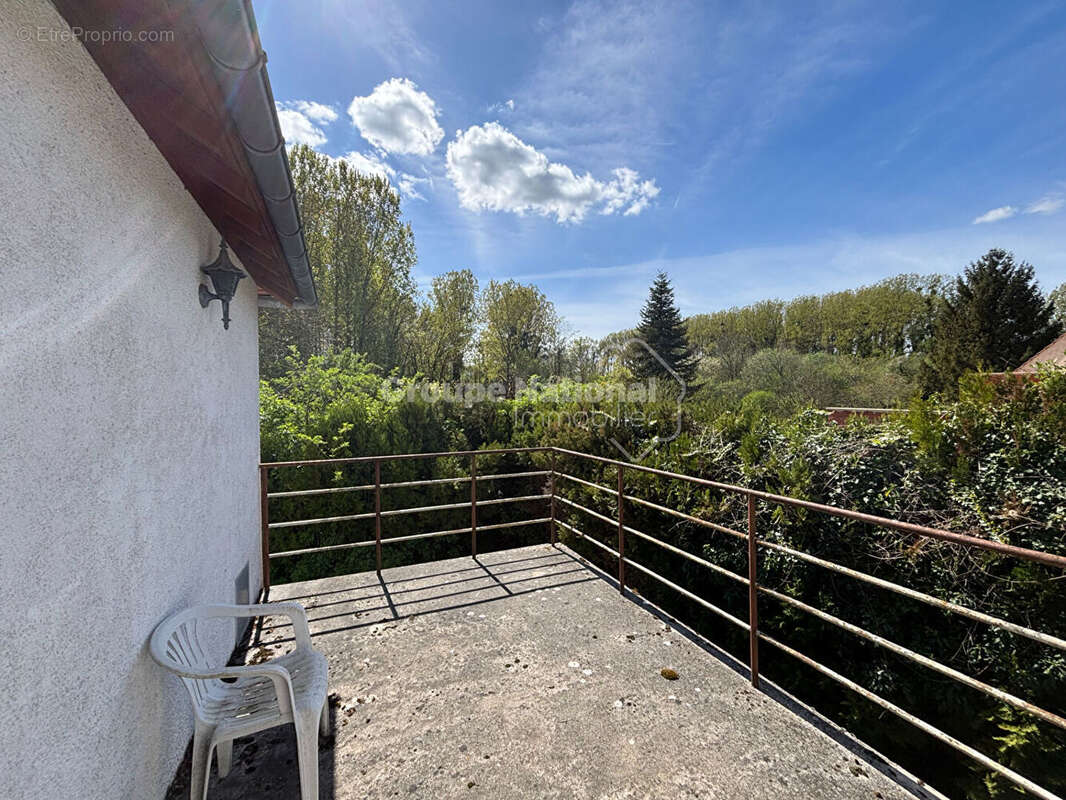 Maison contemporaine à rafraîchir - photo 5