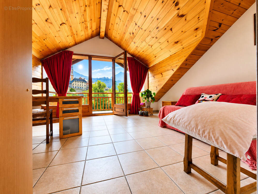 Superbe appartement T4 en duplex traversant - photo 6