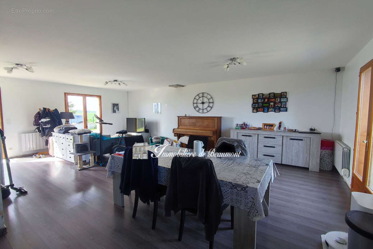 Maison à BEAUMONT-LE-ROGER