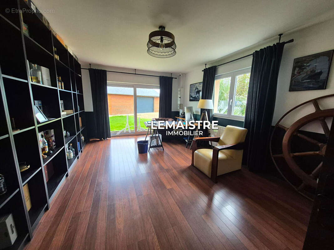 Maison à OCTEVILLE-SUR-MER