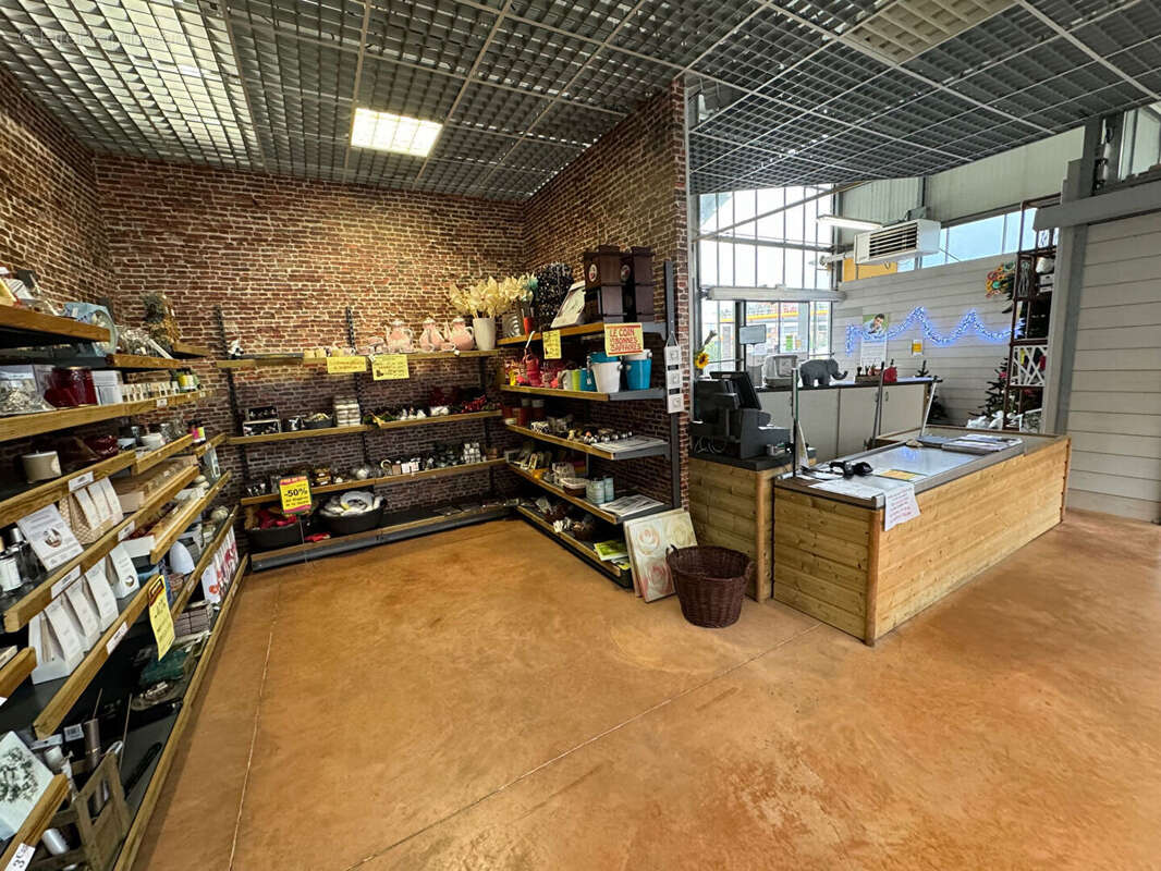 Commerce à LA LANDE-PATRY