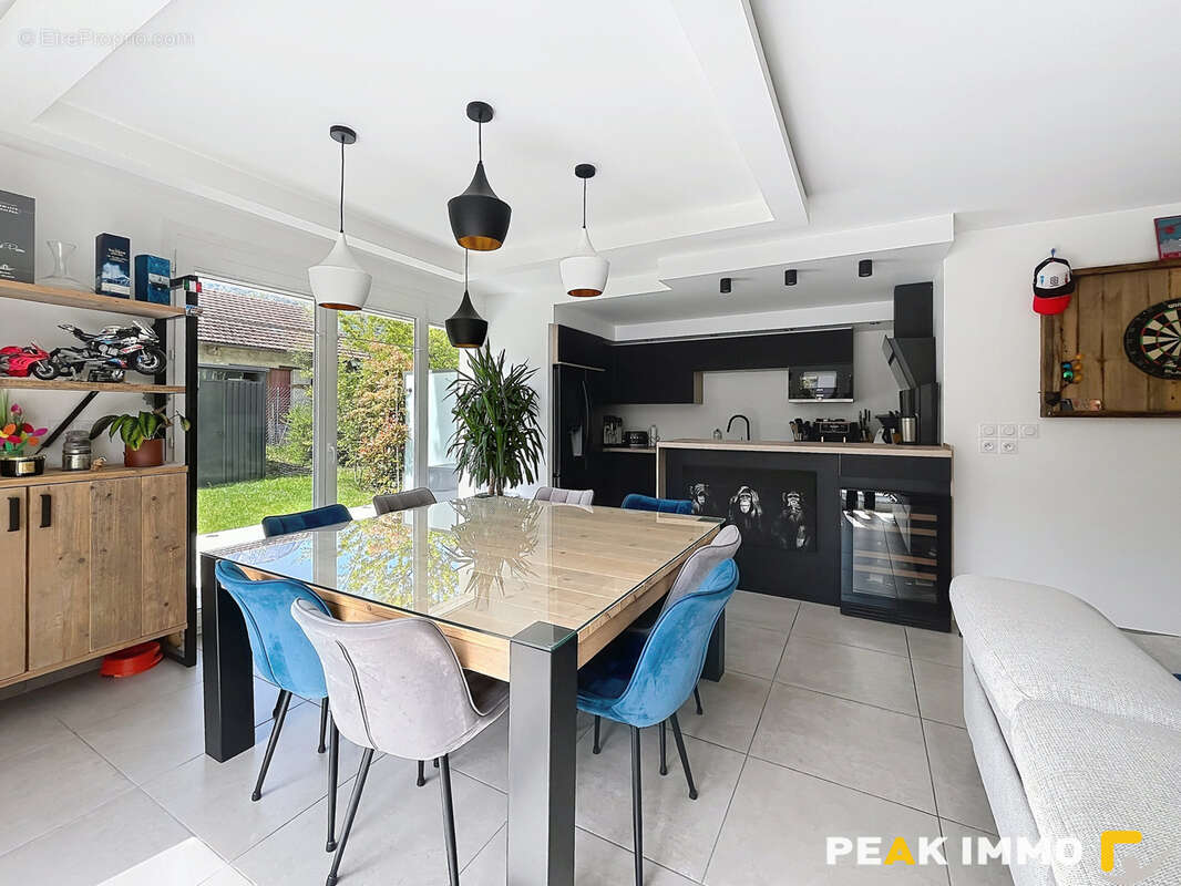 Appartement à DOUSSARD