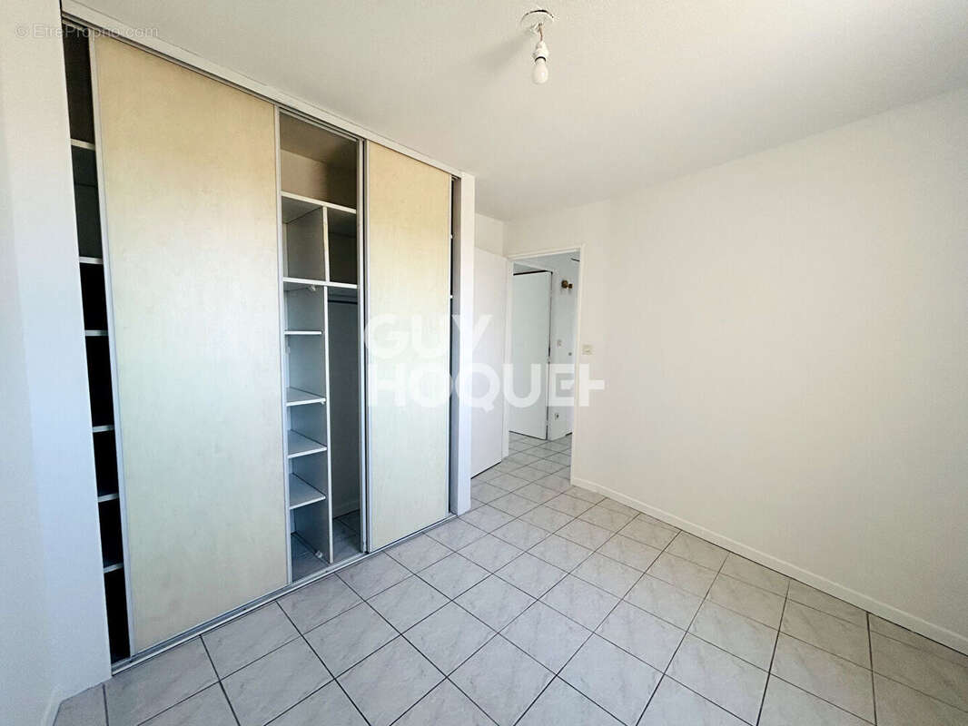 Appartement lumineux T4, quai d'Alsace, + GARAGE Narbonne - photo 5