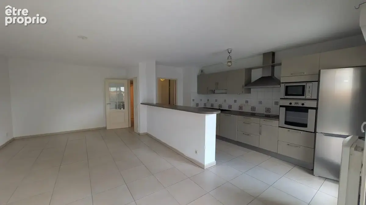 Appartement 3 pièces 73 m² à vendre à Frejus (83600) - photo 3