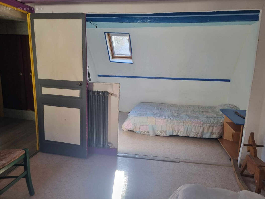 Maison à SAINT-CALAIS