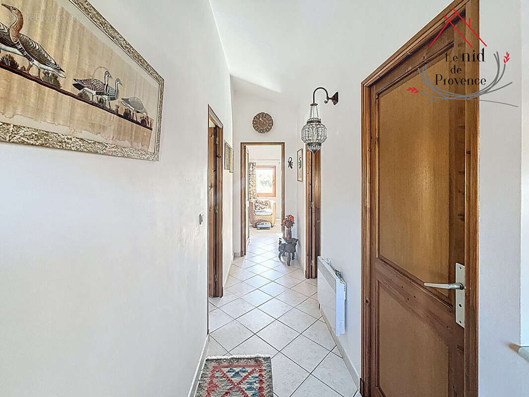 Maison à PERNES-LES-FONTAINES