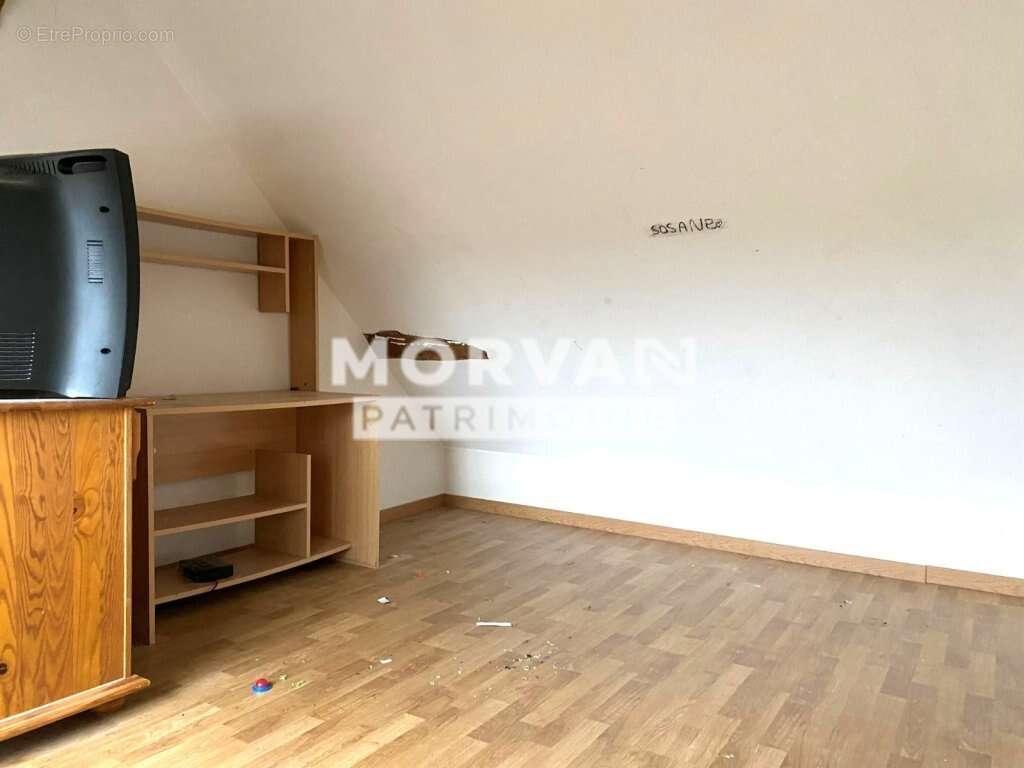 Maison à BILLY-CHEVANNES