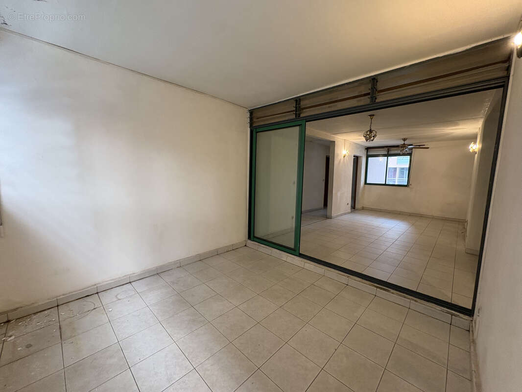 Appartement à POINTE-A-PITRE
