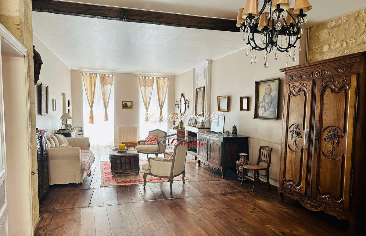 Maison à PORT-SAINTE-FOY-ET-PONCHAPT