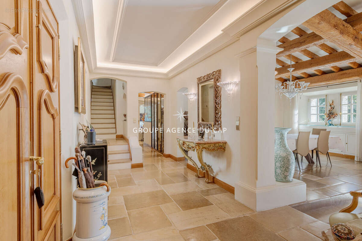 Magnifique villa en pierres au coeur des golfs avec piscine - photo 6