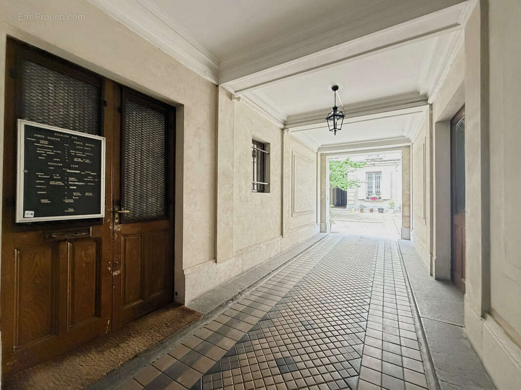 Appartement à PARIS-12E