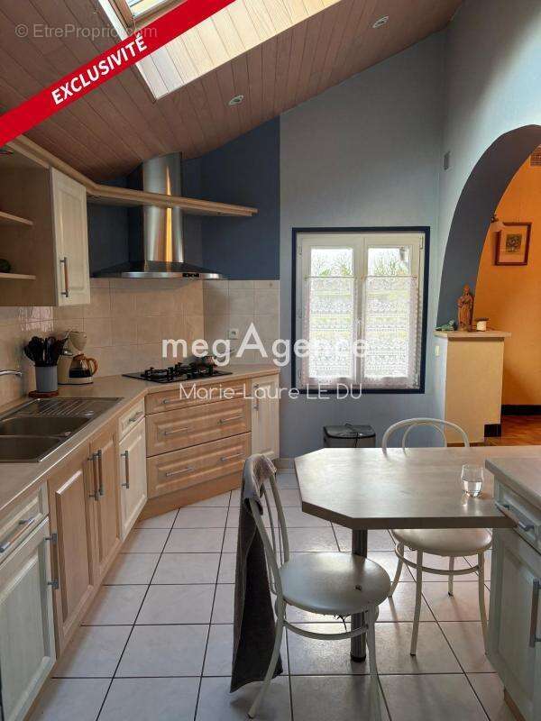 MAISON DE CAMPAGNE avec différentes dépendances - photo 7