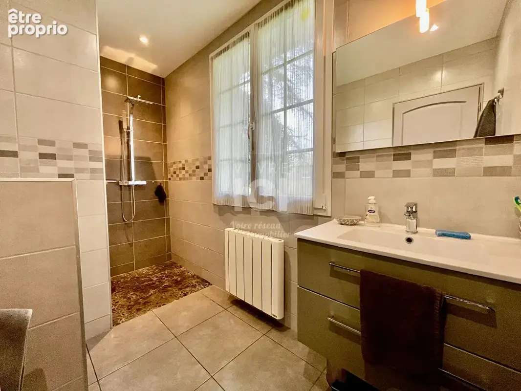 Maison - 3 chambres - -plain pied -170m² - 8000m² - calme - grandchamp des fontaines - photo 13