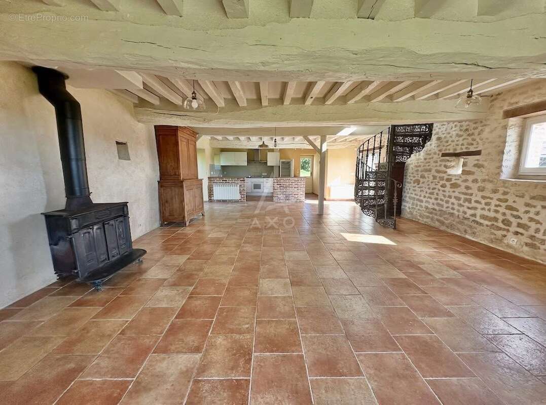 Maison à LE PIN-AU-HARAS