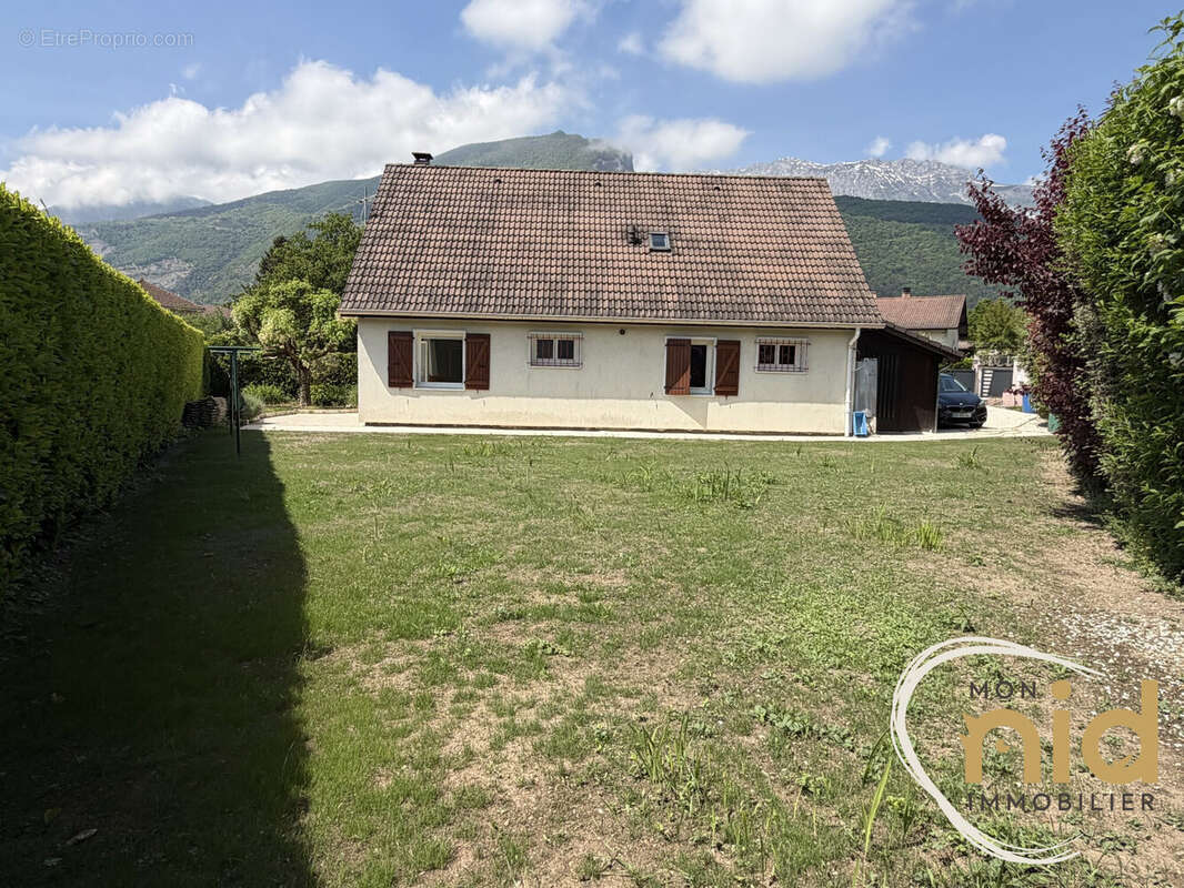 Maison à VIF