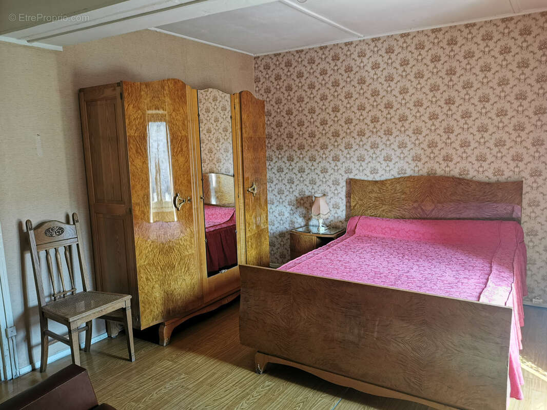 Maison à MONTALIEU-VERCIEU