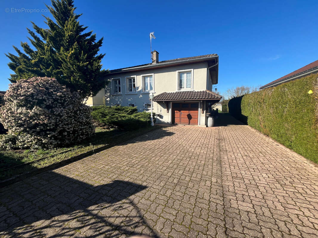 Maison à CUISERY