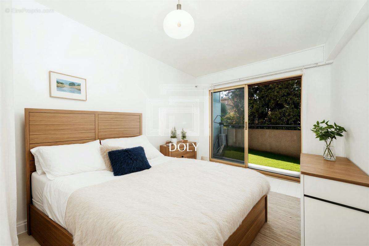 Appartement à LE CANNET