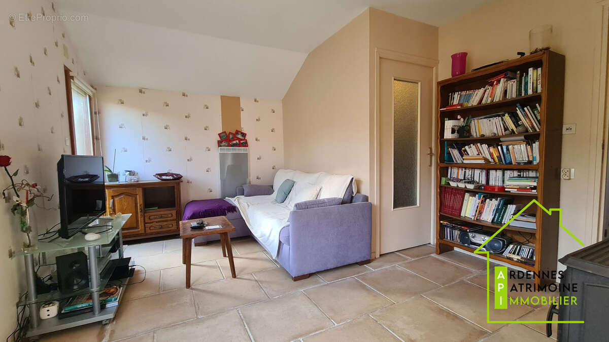 Maison à SAPOGNE-ET-FEUCHERES