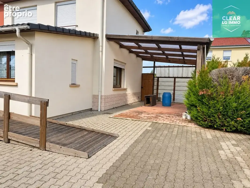 Maison 90 m2 avec double garage - photo 6