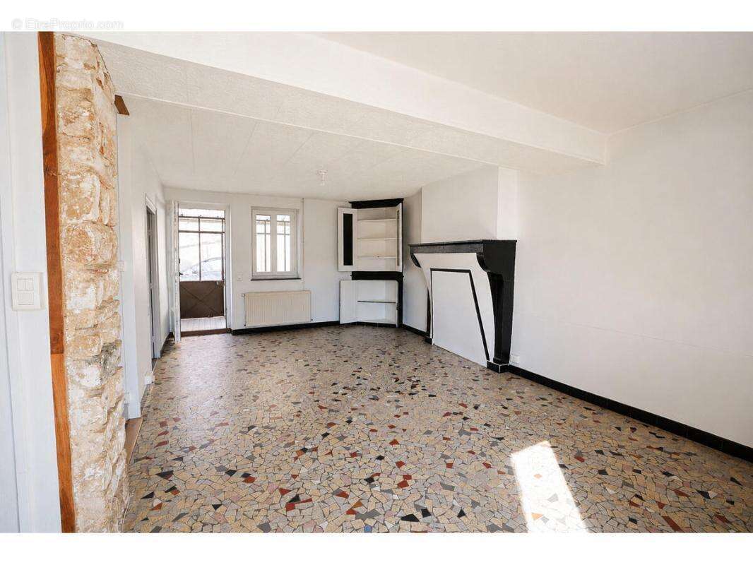 Maison à RUFFEY-LES-BEAUNE