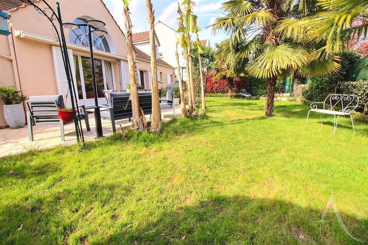 THIAIS  Une maison d'exception pour une vie de famille privilégiée - photo 11
