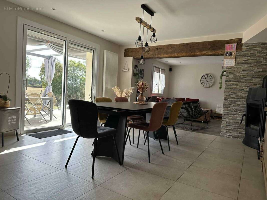 Pavillon familial 143m² - photo 6