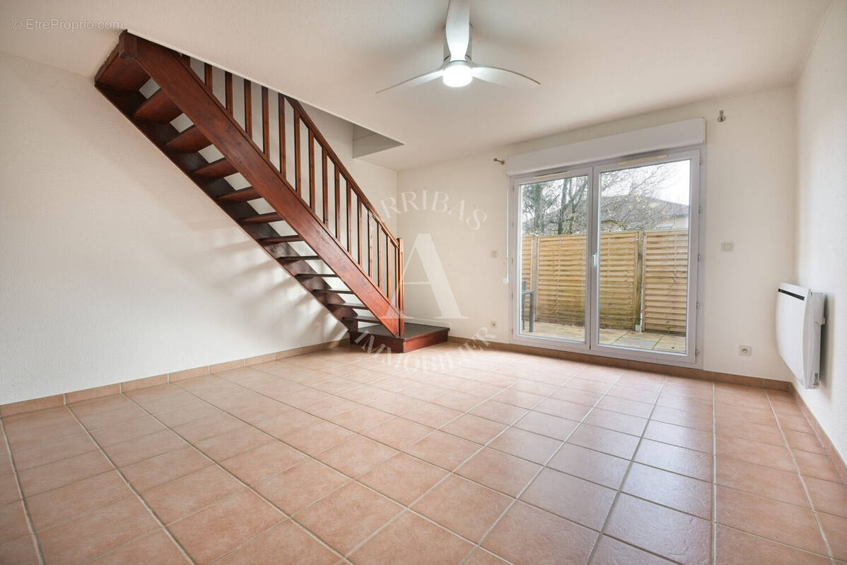 Maison à PREVESSIN-MOENS