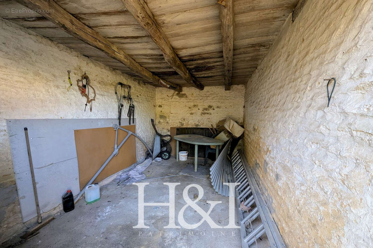 Maison ancienne à rénover, MIGNE-AUXANCES - photo 18