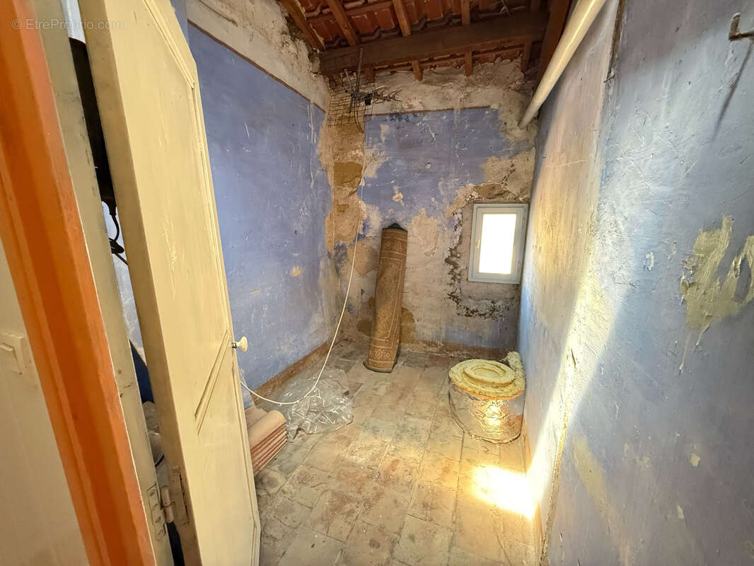 Maison à VILLENEUVE-LES-BEZIERS