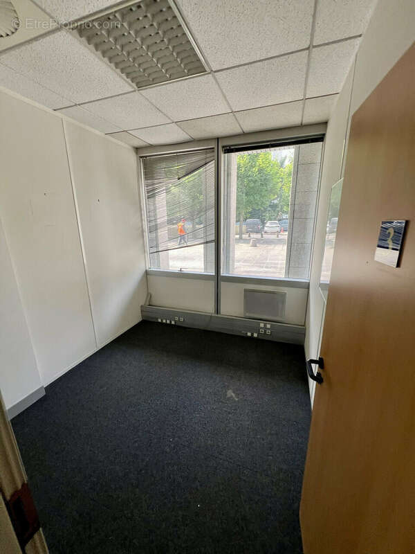 Commerce à VILLEPINTE