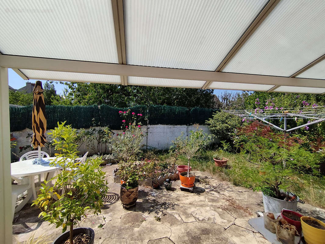 Maison à SAINT-PIERRE-DES-CORPS