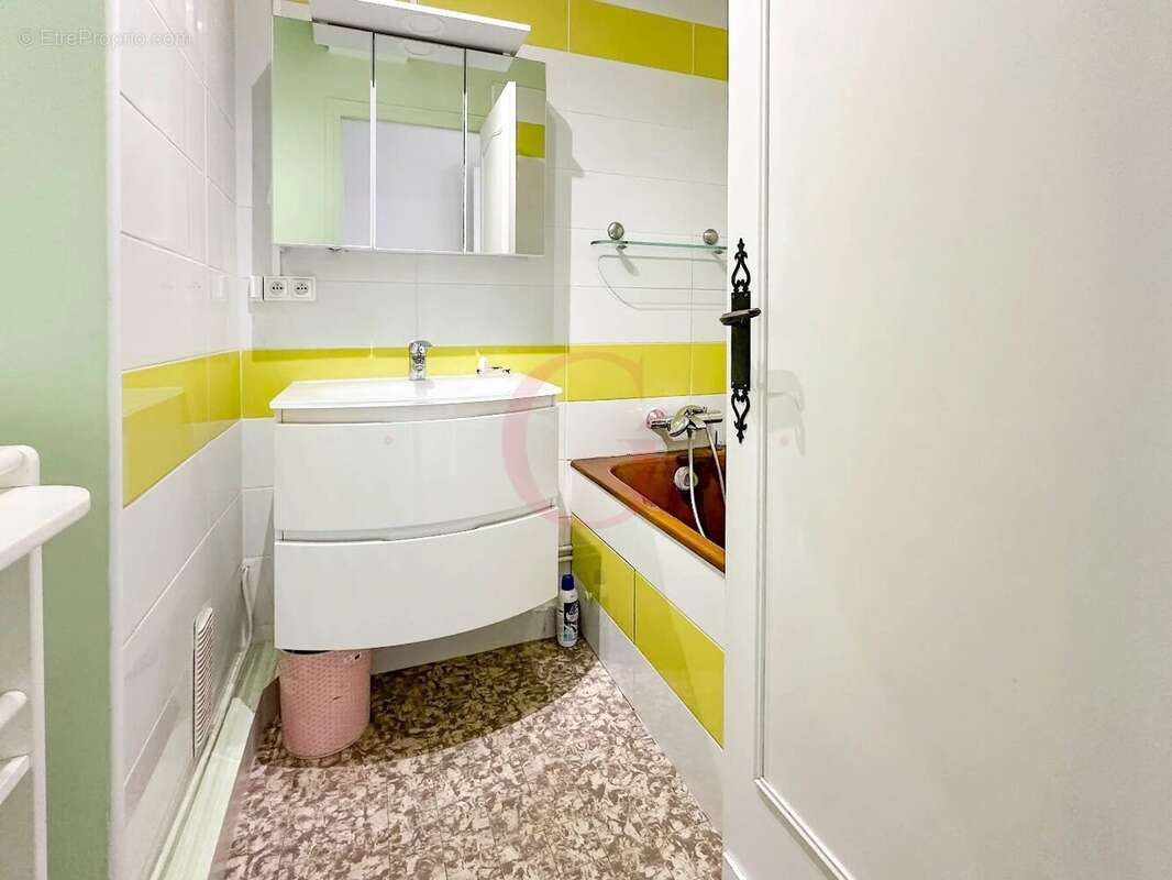 Appartement à BOURG-LA-REINE