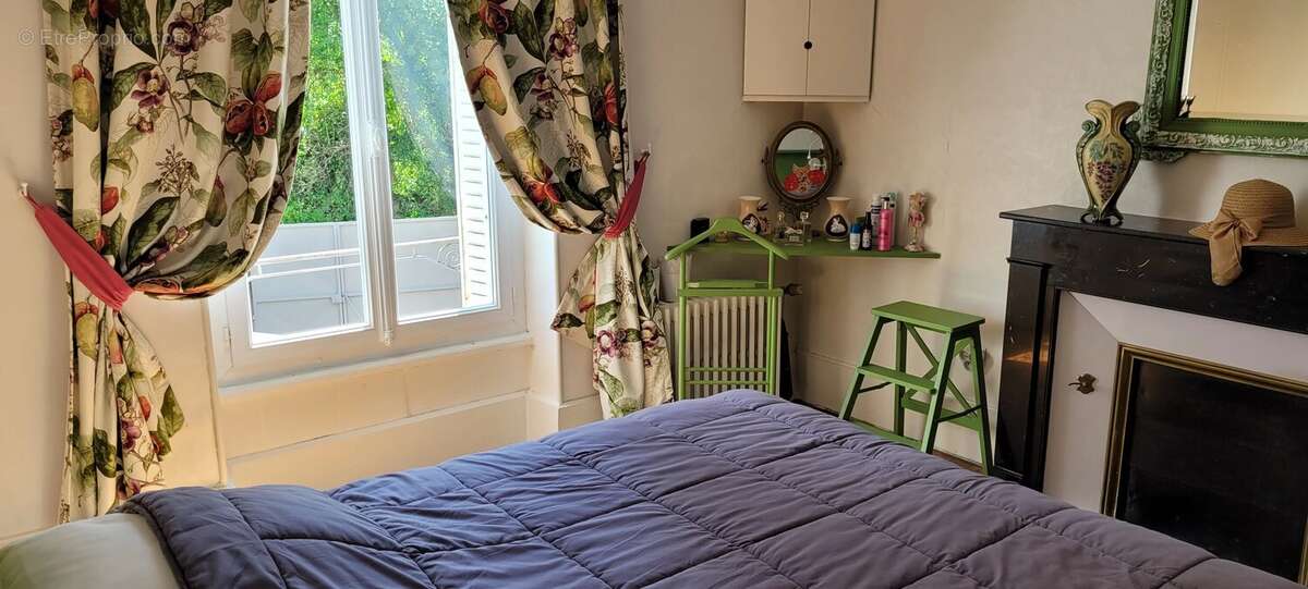 Maison de maître à l’orée d’une petite ville historique - photo 13