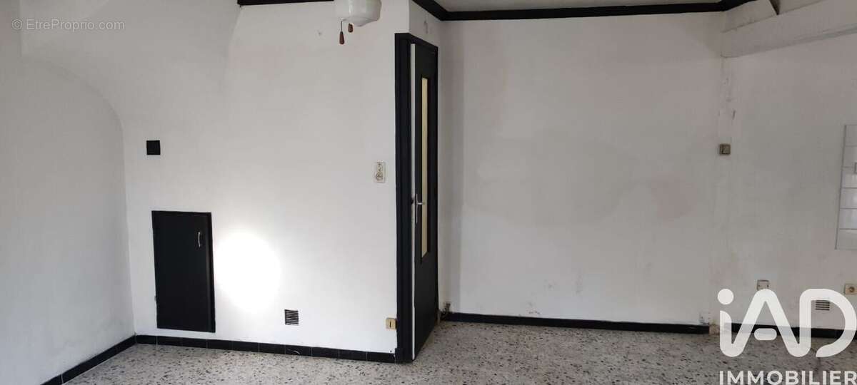 Photo 6 - Maison à LESPIGNAN