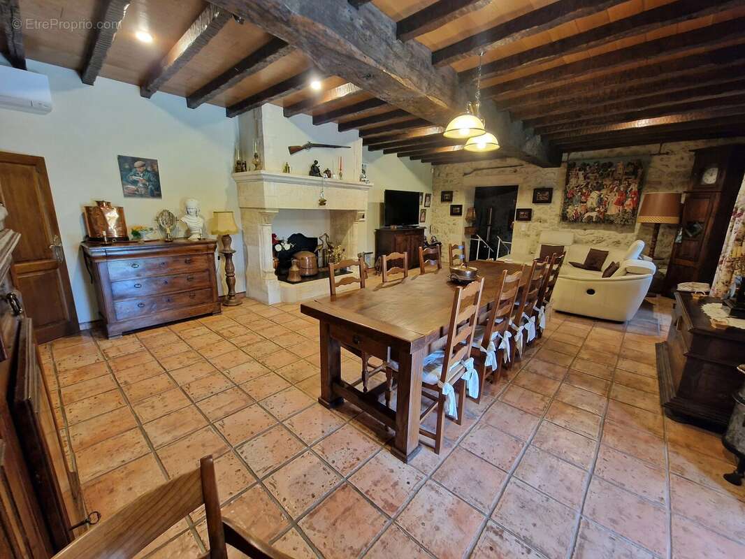 Maison à CASTELLA