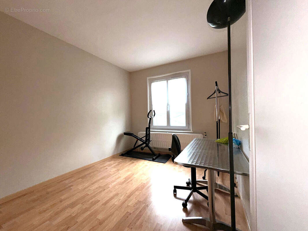 6 pièces avec fort potentiel Quartier pavillonnaire recherché - photo 4