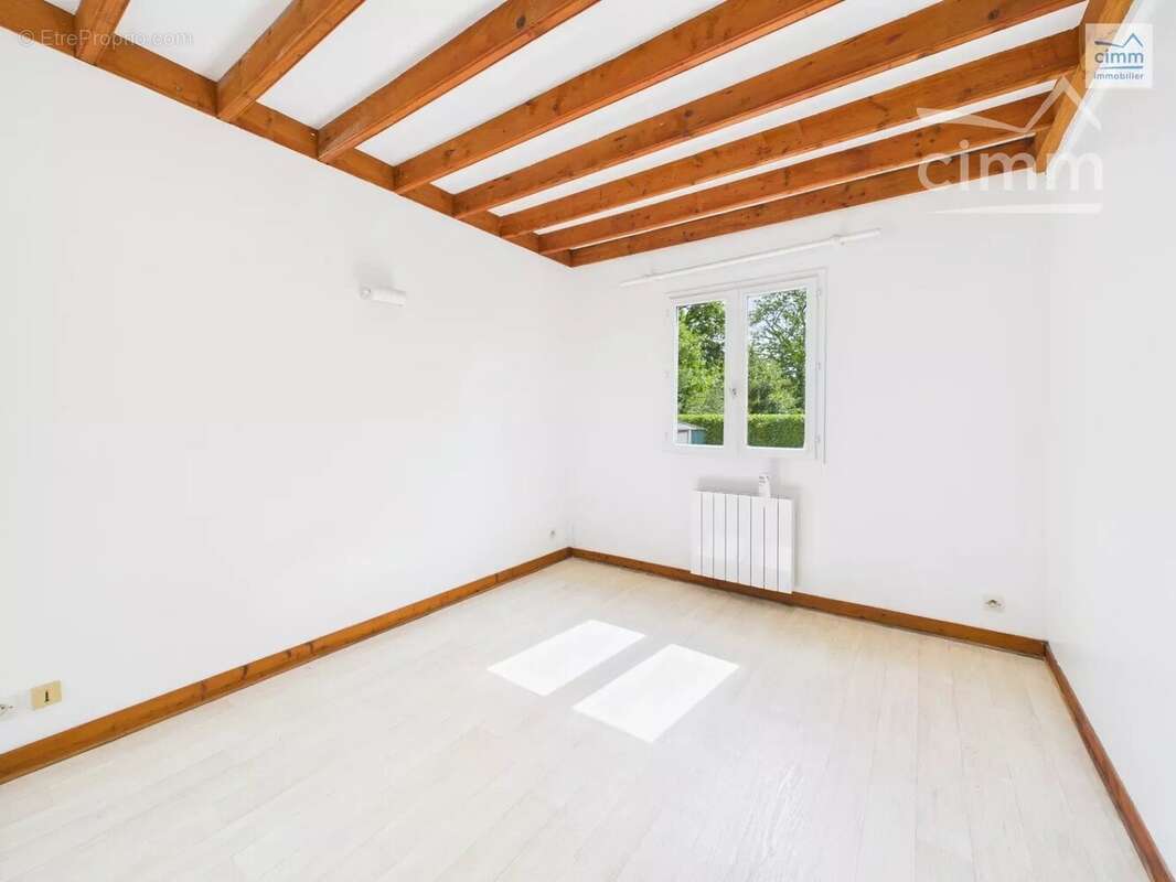 Maison à LES BRULAIS