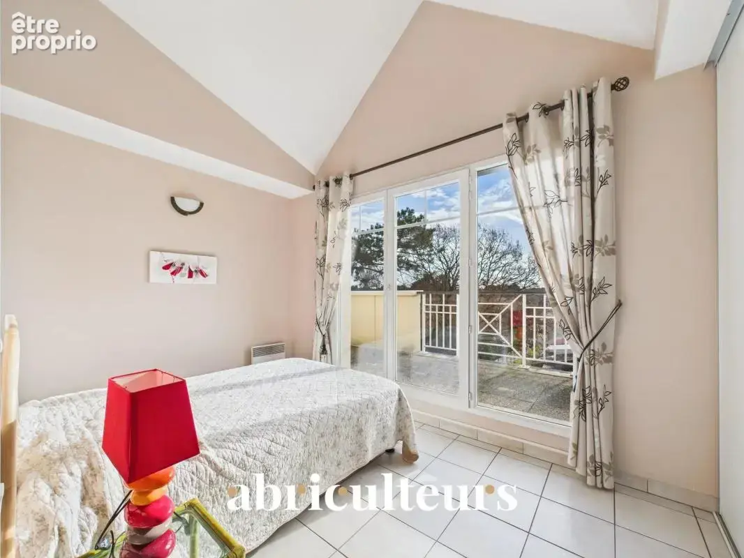 Appartement T4 lumineux – Dernier étage et Grande terrasse  en vente à Gujan-Mestras (33470) - photo 7