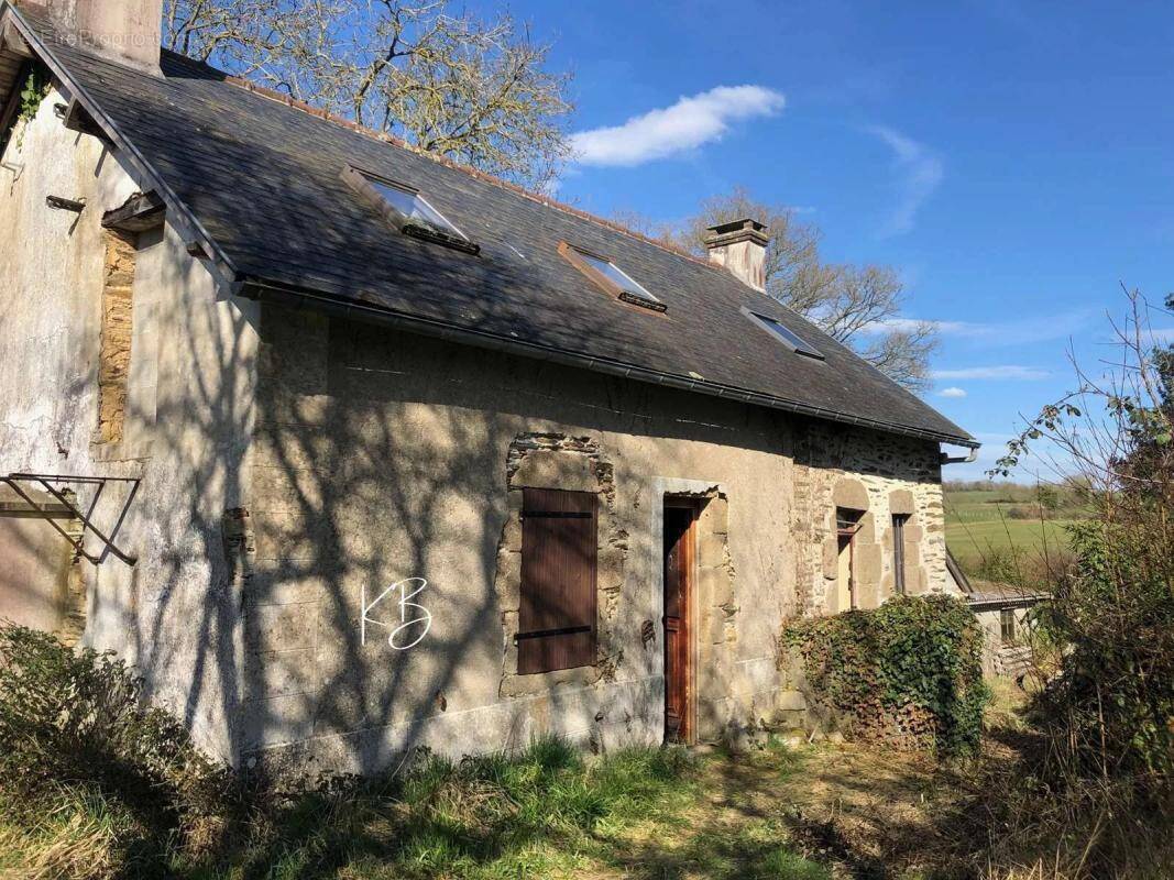 Maison à SAINT-GERMAIN-DE-COULAMER