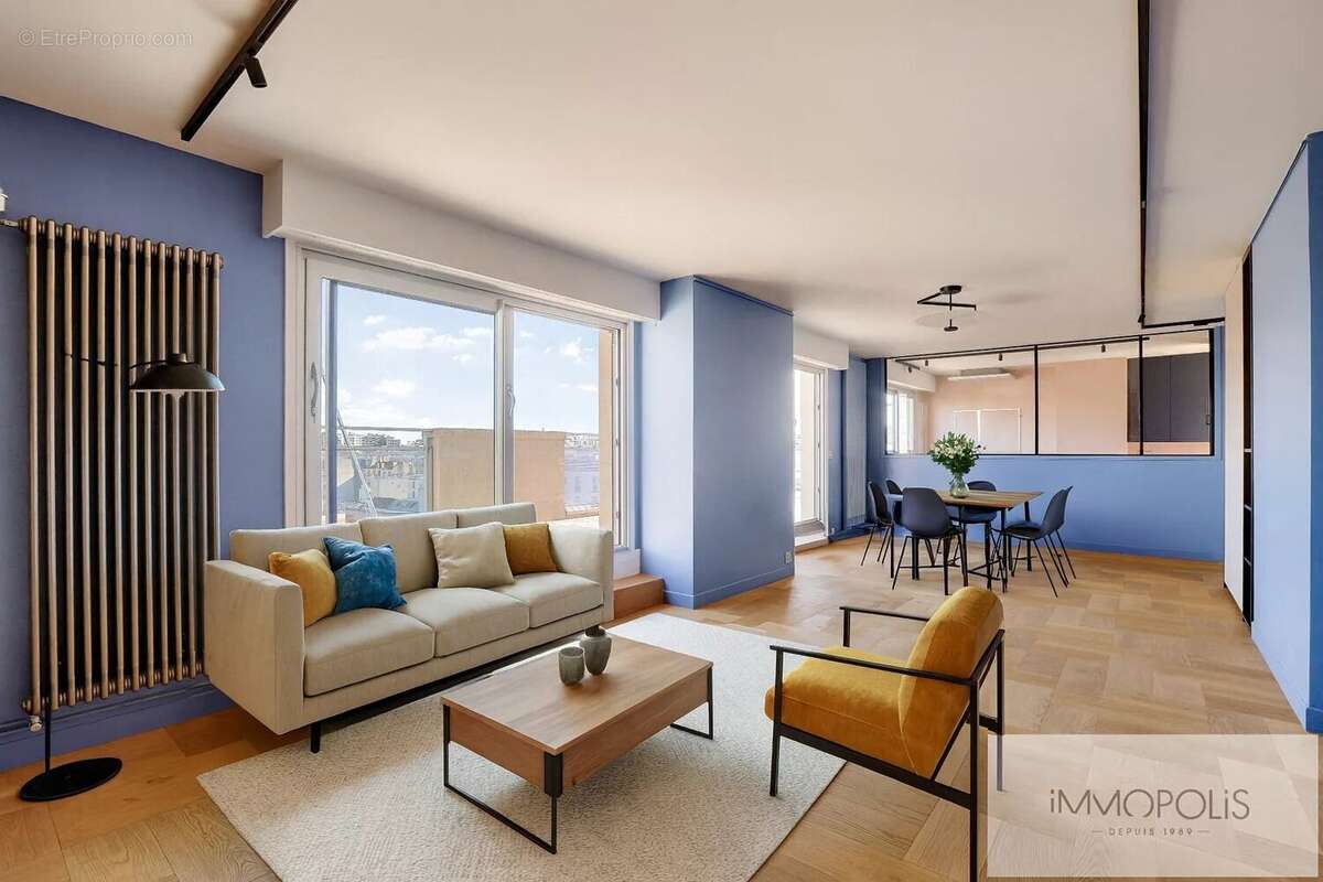 Appartement à PARIS-18E