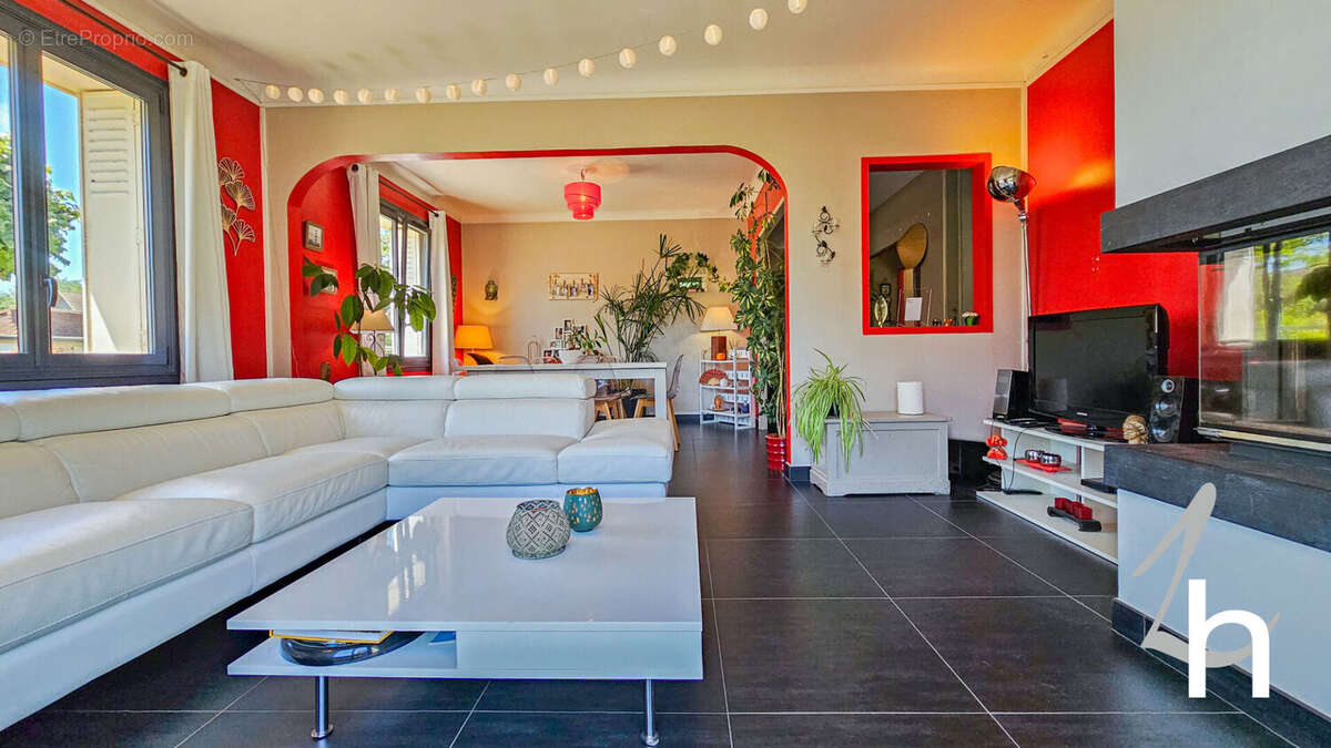 Maison à SAINT-CONTEST