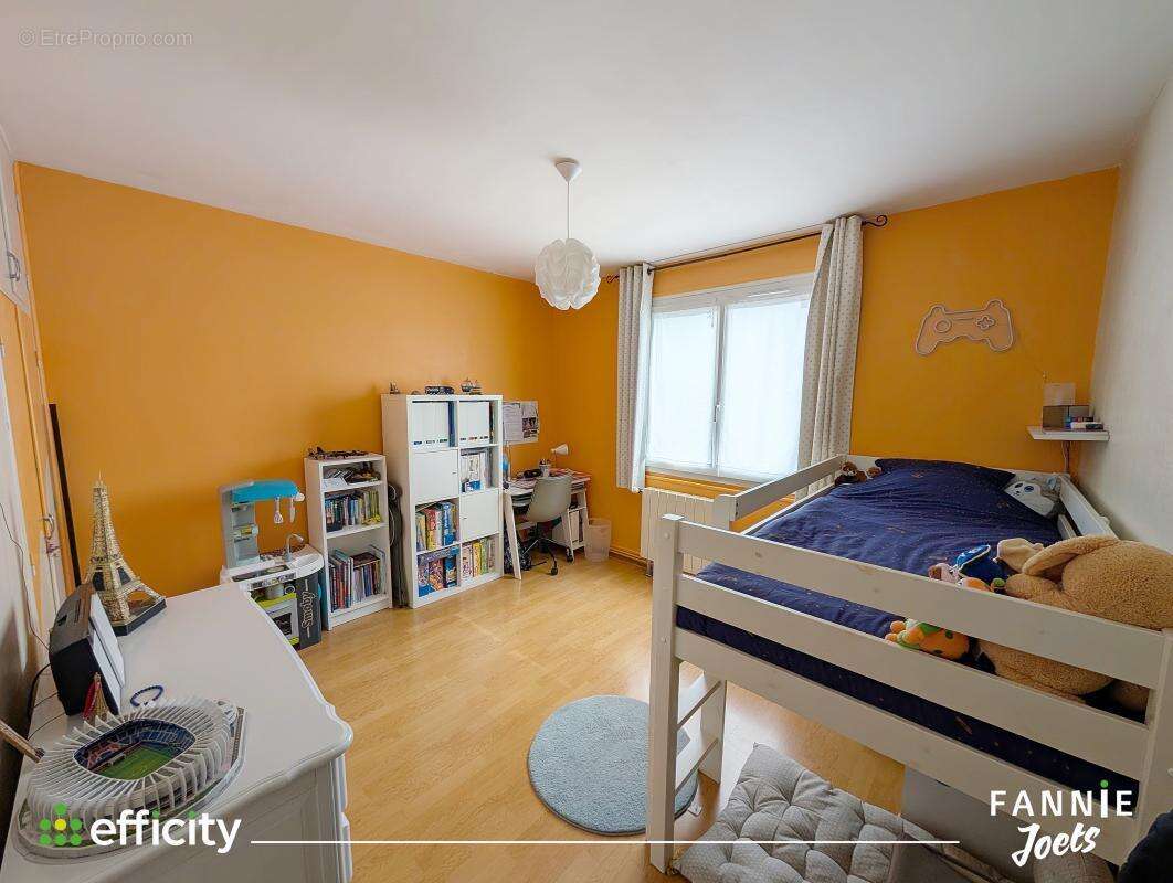 Appartement à TAVERNY