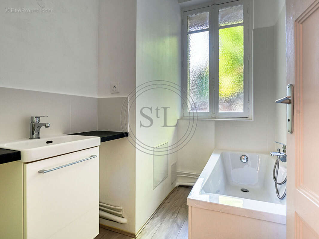 Appartement à VERSAILLES