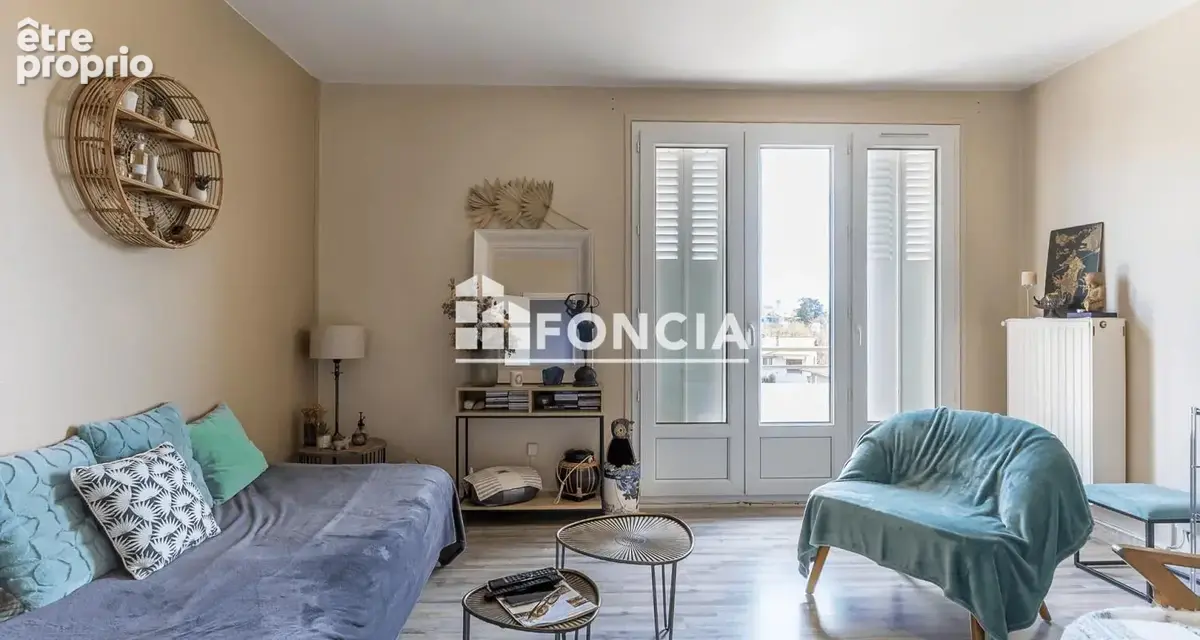 T3 de 60,85 m² avec vue dégagée - Quartier recherché proche commodités - photo 2