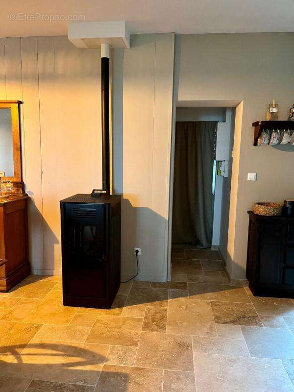 Maison à LAMOTHE-LANDERRON