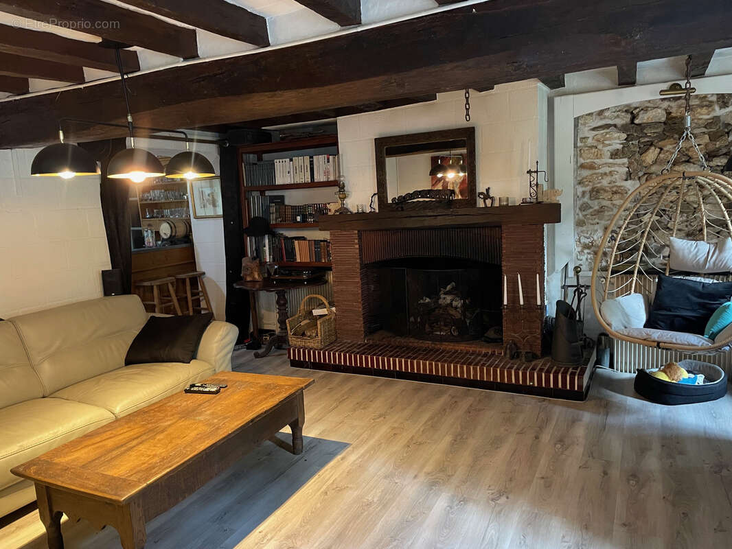 Maison à JOUY-SUR-MORIN